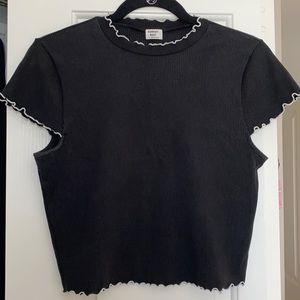 Sunday Best Crowne Lettuce Edge Cropped Shirt